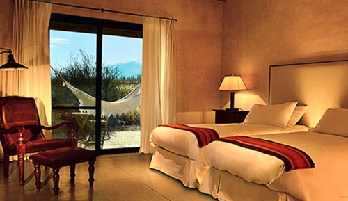 Habitación superior con 1 cama doble o 2 individuales