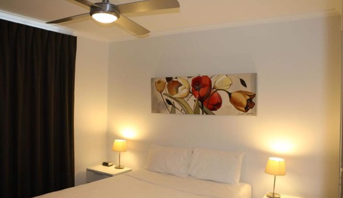 Apartamento, 2 habitaciones, balcón