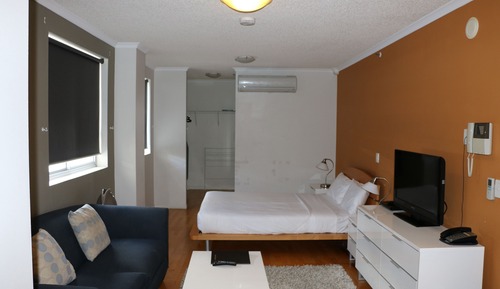 Estudio, 1 cama de matrimonio