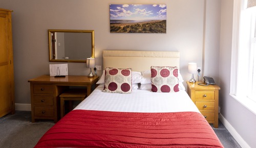 Habitación doble, baño privado