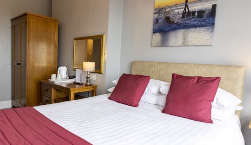 Habitación económica doble, baño privado, vistas al mar