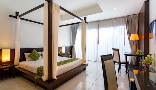 Suite, acceso a la piscina
