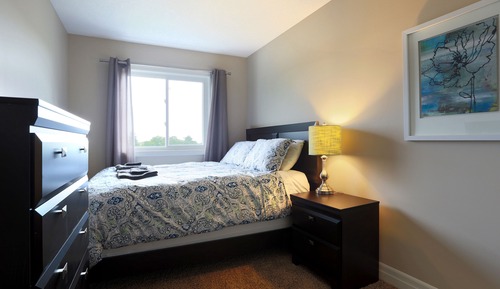 Two-Bedroom+ Upper Townhome-13