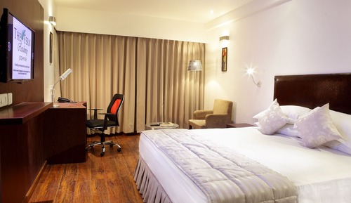 Hazel Suite Room