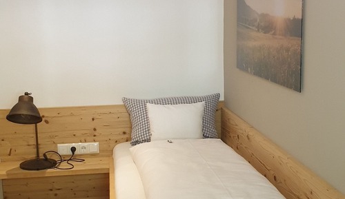 Habitación con 1 cama doble o 2 individuales