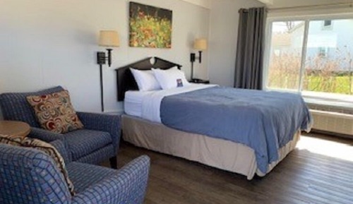 Habitación estándar, 1 cama de matrimonio grande, vistas parciales al lago