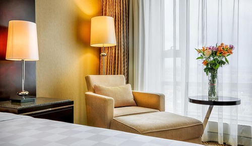 Habitación Deluxe, 1 cama de matrimonio grande, bañera, vistas a la ciudad