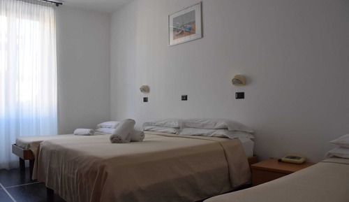 Habitación cuádruple Deluxe