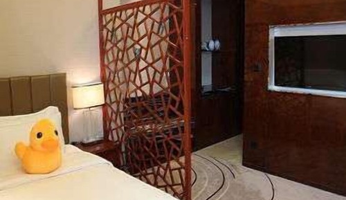 Suite Deluxe, 1 cama de matrimonio grande, fumadores (48-52)