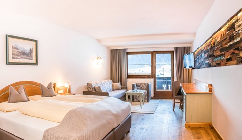 Habitación Confort doble, balcón, vistas a la montaña (Sonnenstein)