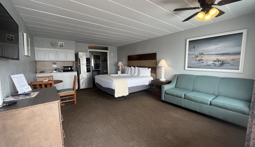 Suite familiar, 1 cama de matrimonio grande con sofá cama, cocina básica (Ocean Front)