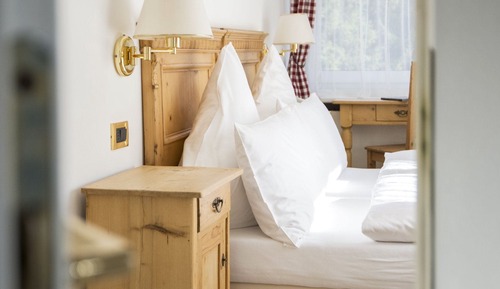 Habitación estándar con 1 cama doble o 2 individuales