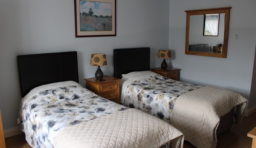 Habitación con 2 camas individuales