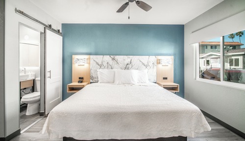 Habitación Deluxe, 1 cama de matrimonio grande con sofá cama