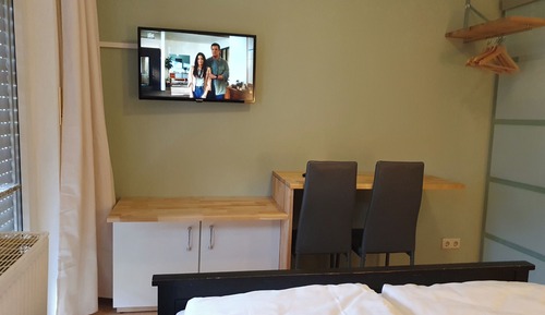 Habitación Confort doble, 1 cama de matrimonio, balcón