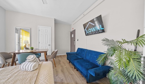 Estudio Premium, 1 cama de matrimonio con sofá cama, balcón