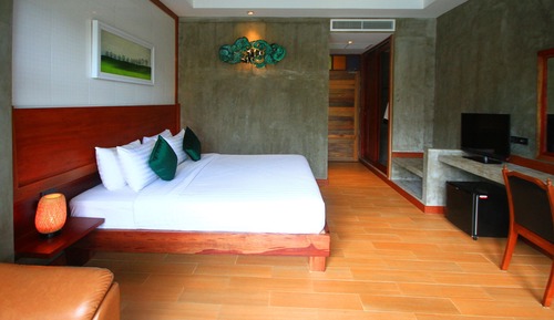 Deluxe Double Room with Pool Access