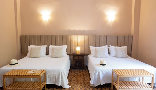 Habitación con 2 camas individuales