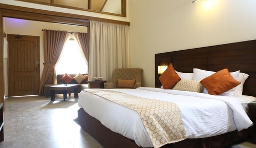 Suite superior, 1 cama de matrimonio grande, vistas al jardín, en la zona del jardín