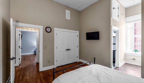 Luxury Condo, 2 Bedrooms, 2 Bathrooms