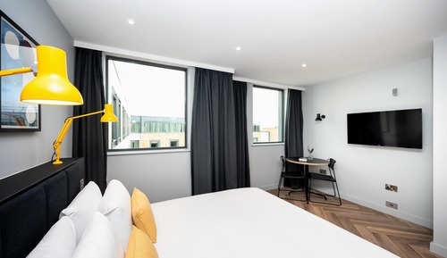 Estudio clásico, accesible para personas con discapacidad