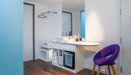 Habitación, 1 cama de matrimonio grande con sofá cama