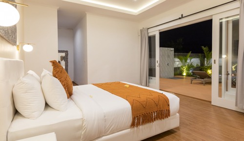 Villa de lujo, 3 habitaciones, vistas a la colina