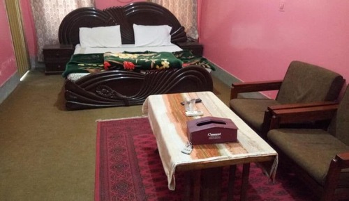 Habitación estándar con 1 cama doble o 2 individuales