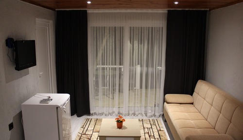 DENIZ ROOM