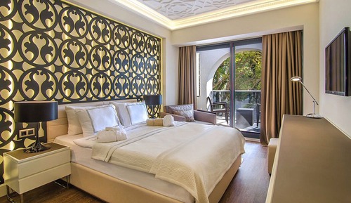 Habitación estándar con 1 cama doble o 2 individuales