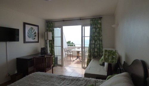 Estudio panorámico, 1 habitación, balcón, vistas al mar (Carambole 1624 2eme etage )