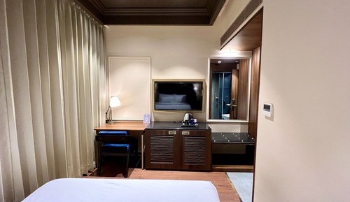 Habitación superior con 1 cama doble o 2 individuales