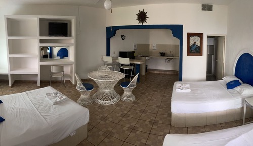 Habitación triple familiar, varias camas
