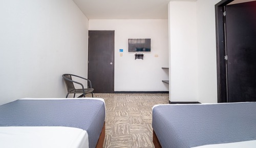 Economy Triple Room