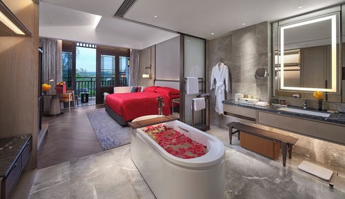 Habitación Deluxe, 1 cama de matrimonio grande, balcón