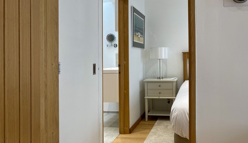 Cabaña de lujo, 1 cama de matrimonio grande, no fumadores, cocina