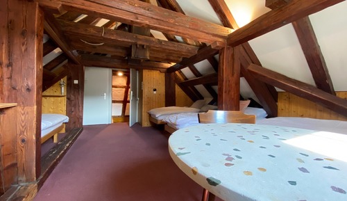 Dormitorio compartido estándar
