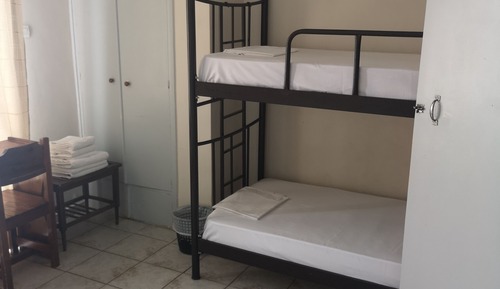 Habitación cuádruple básica