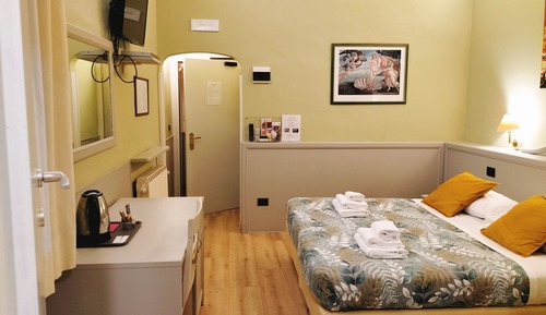 Habitación Confort con 1 cama doble o 2 individuales
