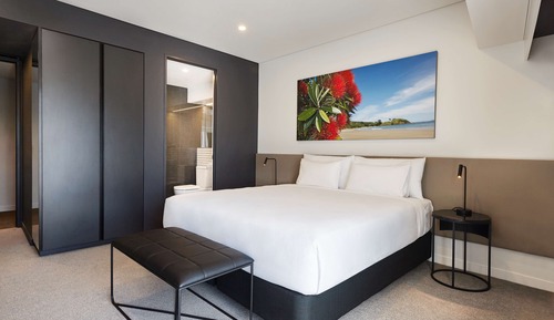 Habitación, vistas al puerto deportivo