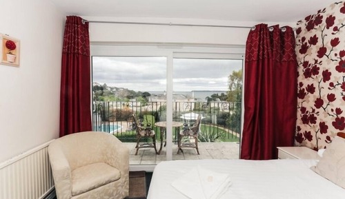 Double Room with Sea View & Balcony