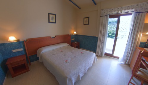 Habitación doble, vistas a la montaña