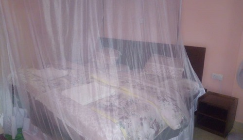 Habitación con 2 camas individuales