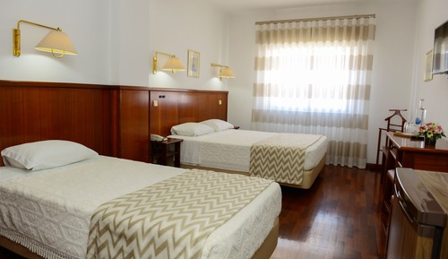 Habitación triple, varias camas, no fumadores