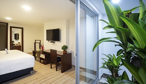Habitación superior con 1 cama doble o 2 individuales