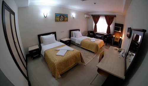 Habitación con 1 cama doble o 2 individuales