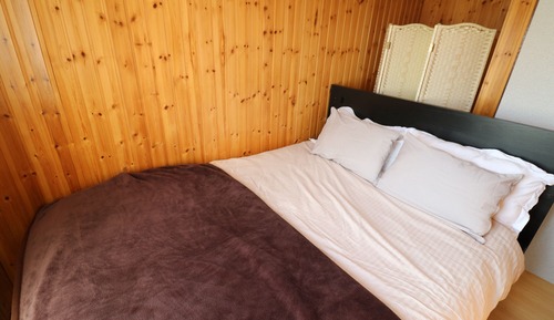 Apartment (C302)