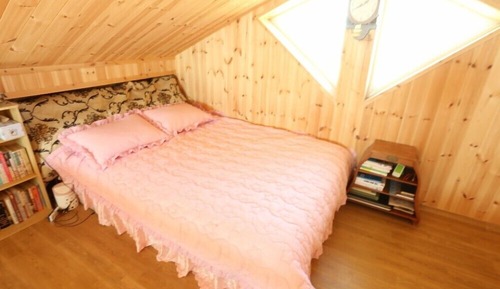 Habitación (Room 202)