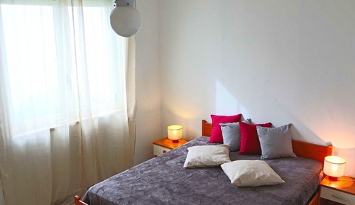 Casa, 2 habitaciones, balcón, vistas a la ciudad