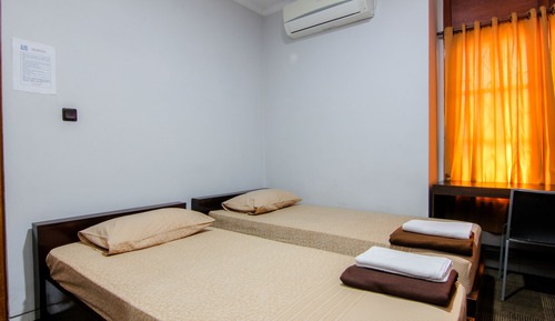 Habitación estándar con 2 camas individuales